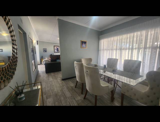 3 BEDROOM HOUSE FOR SALE IN VANDERBIJLPARK SW 1